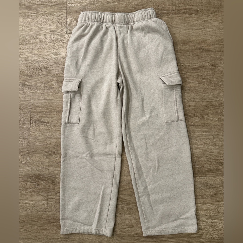 Charlotte Russe sweatpants cargo size M